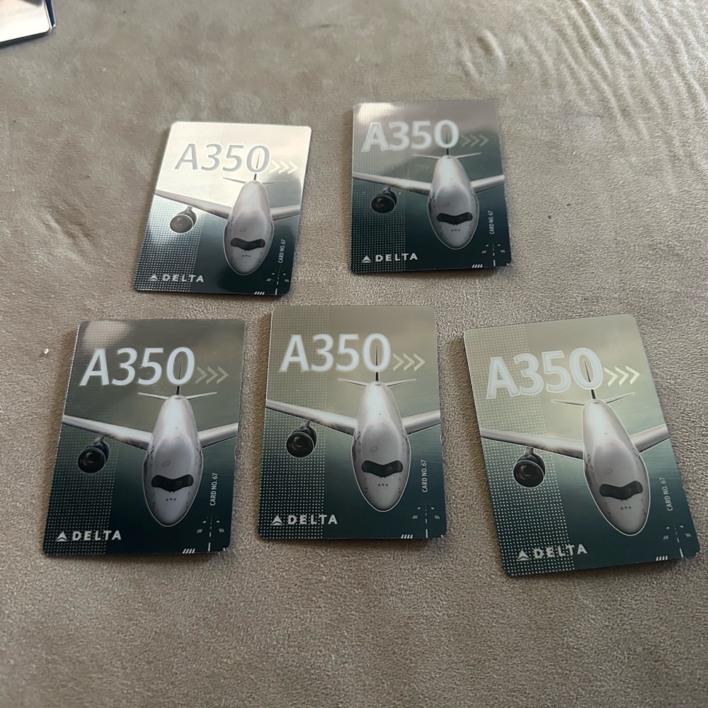 Delta A350 Metallic Teal Collectible Cards - Set of 5
